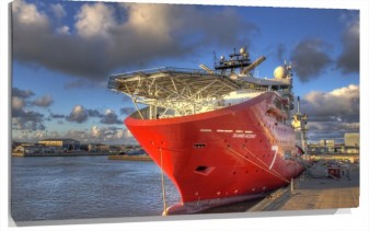 Lienzo Barco rojo En Muelle