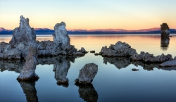 rocas_sobre_el_lago_muralesyvinilos_42382858.jpg