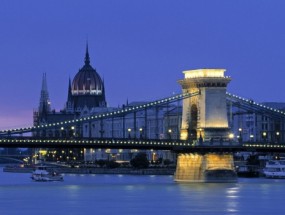  Murales Chain Bridge Budapest Hungary